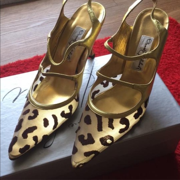 Manolo Blahnik leopard mesh print shoe - Picture 4 of 4